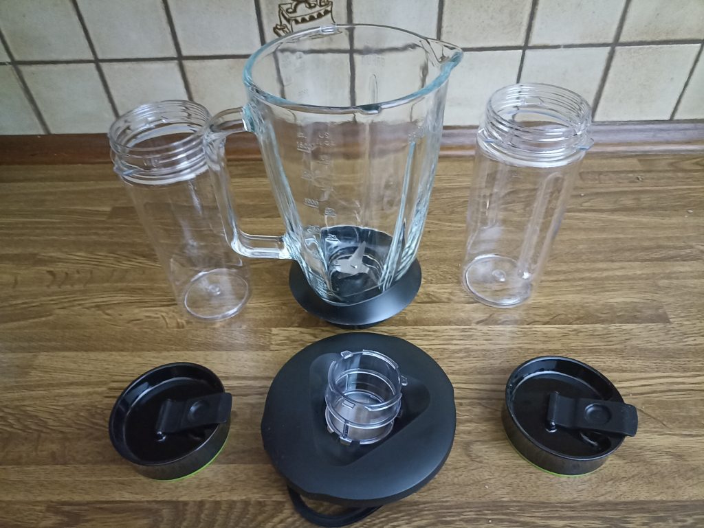 Braun Household PowerBlend 3 JB 3272 Standmixer, alle drei Mixerbehälter mit Deckeln
