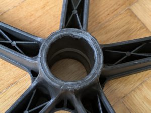 Drehkreuz des Daccormax DAZ ZF35 Bürostuhls in der Nahansicht
