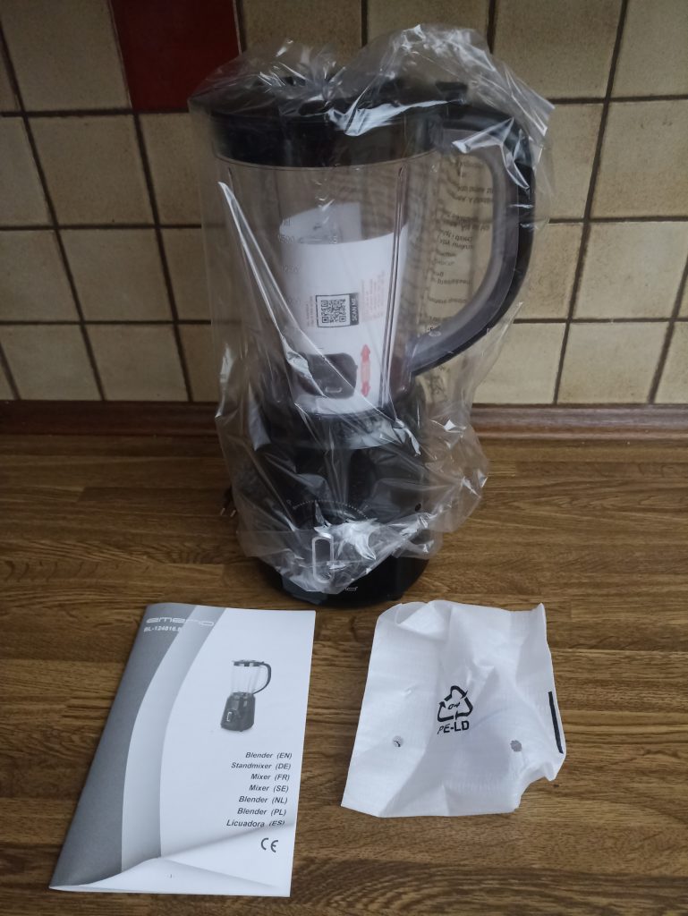 Emerio BL-12816.8 Standmixer, Lieferumfang mit Innenverpackung