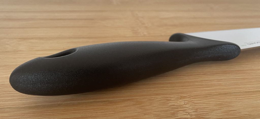 Fiskars Essential Küchenmesser Griff von
