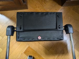 Fußablage des SONGMICS OBG71B Bürostuhls montiert von unten