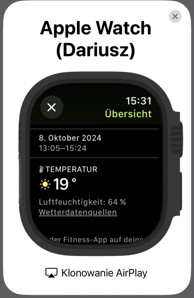 Apple Watch Ultra 2 Smartwatch auf dem geklonnten iPhone-Bildschirm