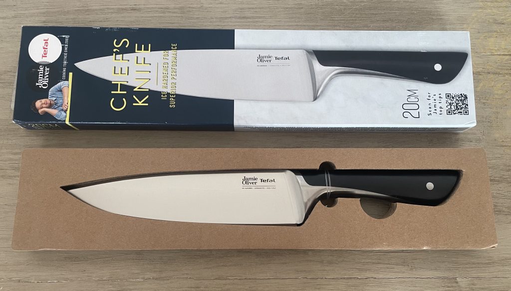 Jamie Oliver by Tefal K26701 Küchenmesser beim Auspacken