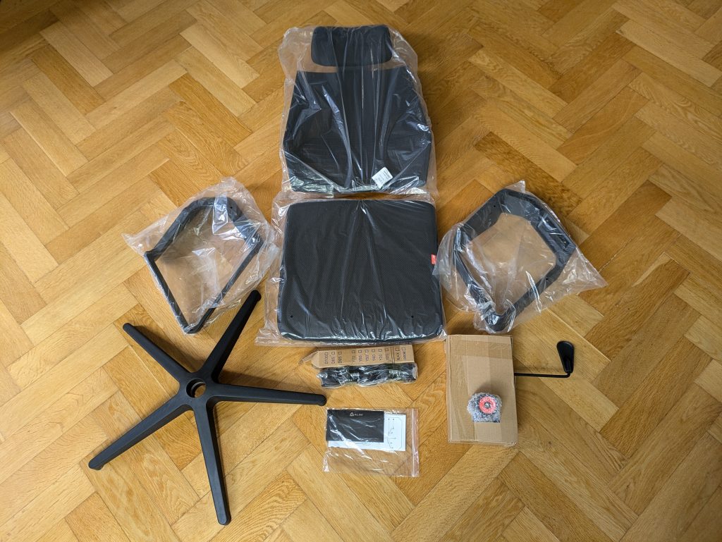 KLIM K300 Bürostuhl verpackt
