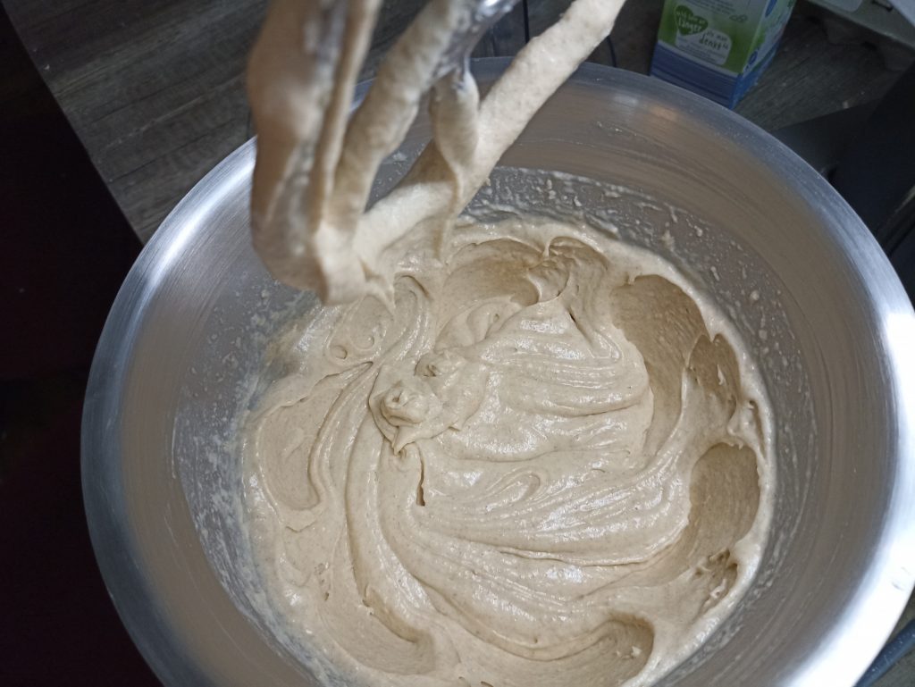 Kenwood Titanium Chef Patissier XL Küchenmaschine, fertiger Rührteig mit Flachrührer