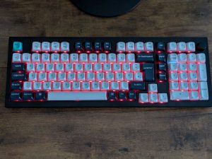Keychron Q5 MAX Tastatur mit RGB-Beleuchtung (2)