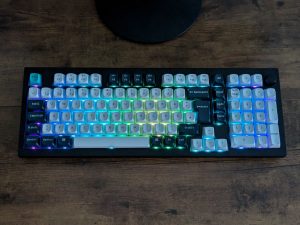Keychron Q5 MAX Tastatur mit RGB-Beleuchtung (3)