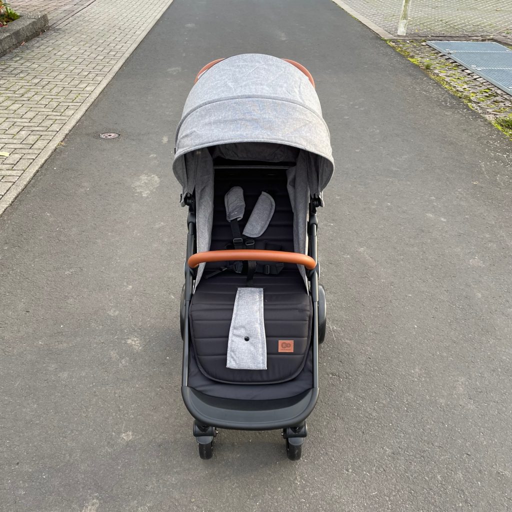 Kinderkraft Grande Plus Buggy von vorne