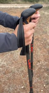 LEKI Khumbu Wanderstöcke Handschlaufen im Test