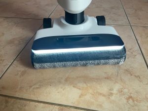 Licht des Roborock Flexi Pro Saugwischers