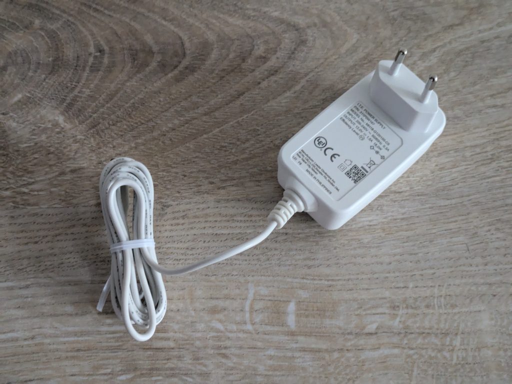 Netzkabel des AVM FRITZ!Repeater 6000 WLAN-Repeaters
