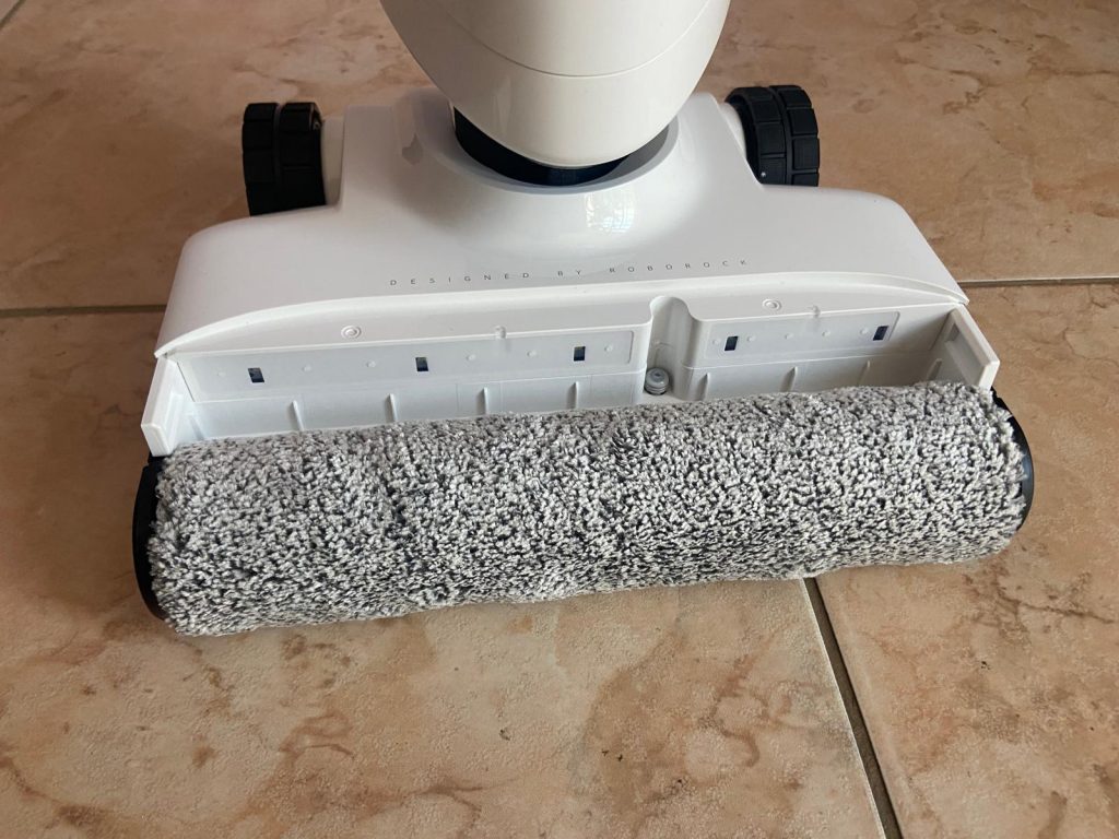 Roborock Flexi Pro Saugwischer Walze ohne Abdeckung