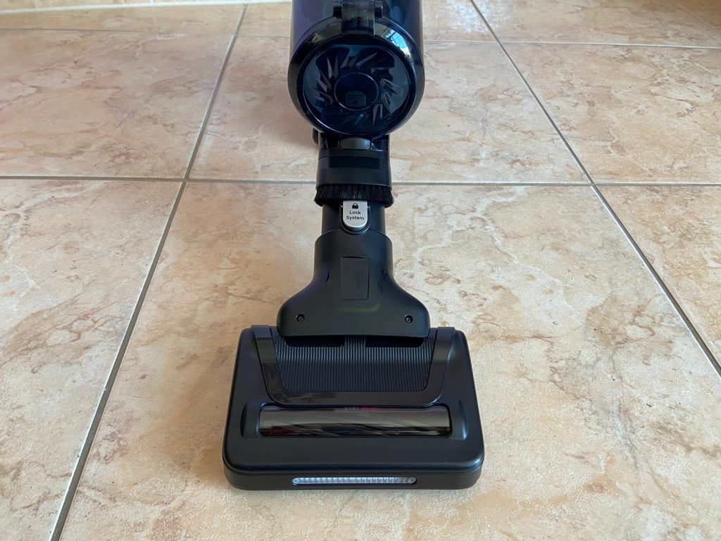 Rowenta X-Force Flex 14.60 Aqua Saugwischer in Benutzung (5)