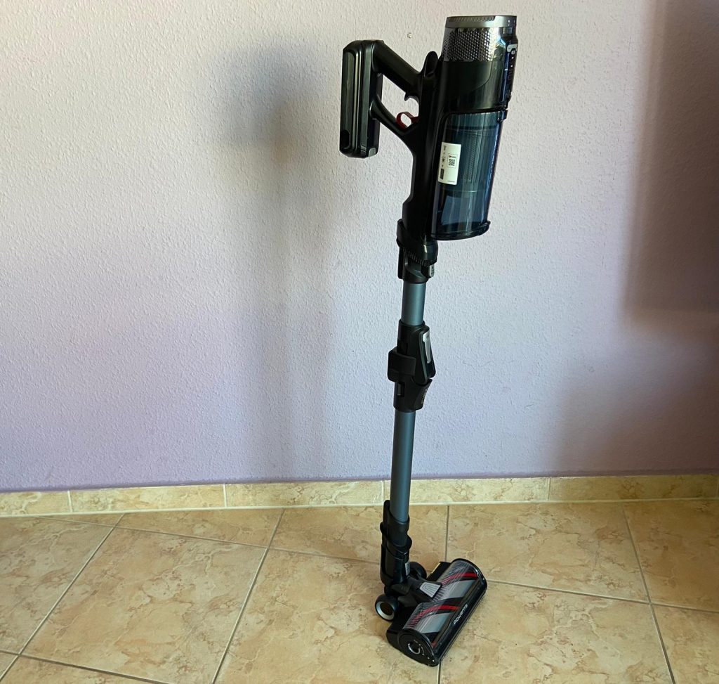 Rowenta X-Force Flex 14.60 Aqua Saugwischer von der Seite