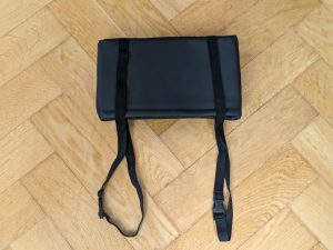 Rückseite des Lordosenkissen des Robas Lund DX Racer 1.2 FD01 Bürostuhls
