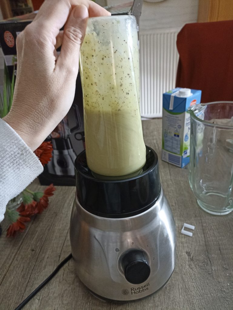 Russell Hobbs 2-in-1 Standmixer, Smoothie mixen mit Druck auf Behälter