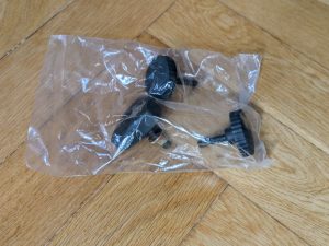 Schrauben des TREND OFFICE to-Strike Comfort pro Bürostuhls