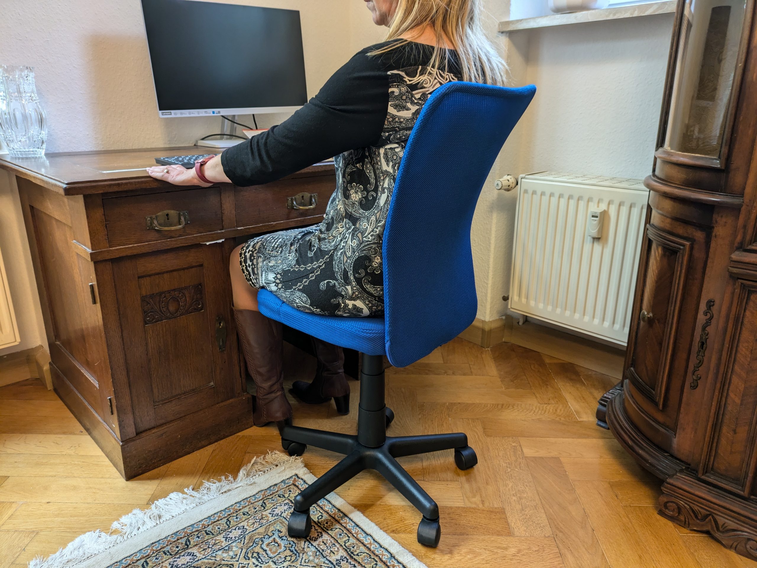 Sitzbild des SixBros. H-298F2065 Bürostuhls (2)