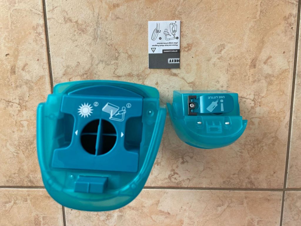 Tank des Leifheit Regulus Aqua PowerVac Pro 2.0 Saugwischers von oben