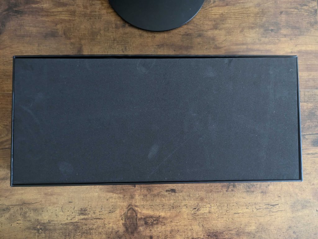 Verpackung der Keychron Q5 MAX Tastatur geöffnet