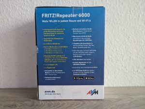 Verpackung des AVM FRITZ!Repeater 6000 WLAN-Repeaters von hinten