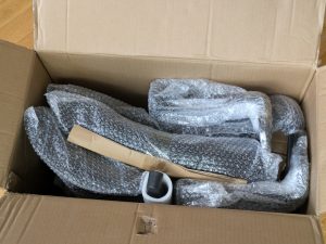 Verpackung des Daccormax DAZ ZF35 Bürostuhls geöffnet