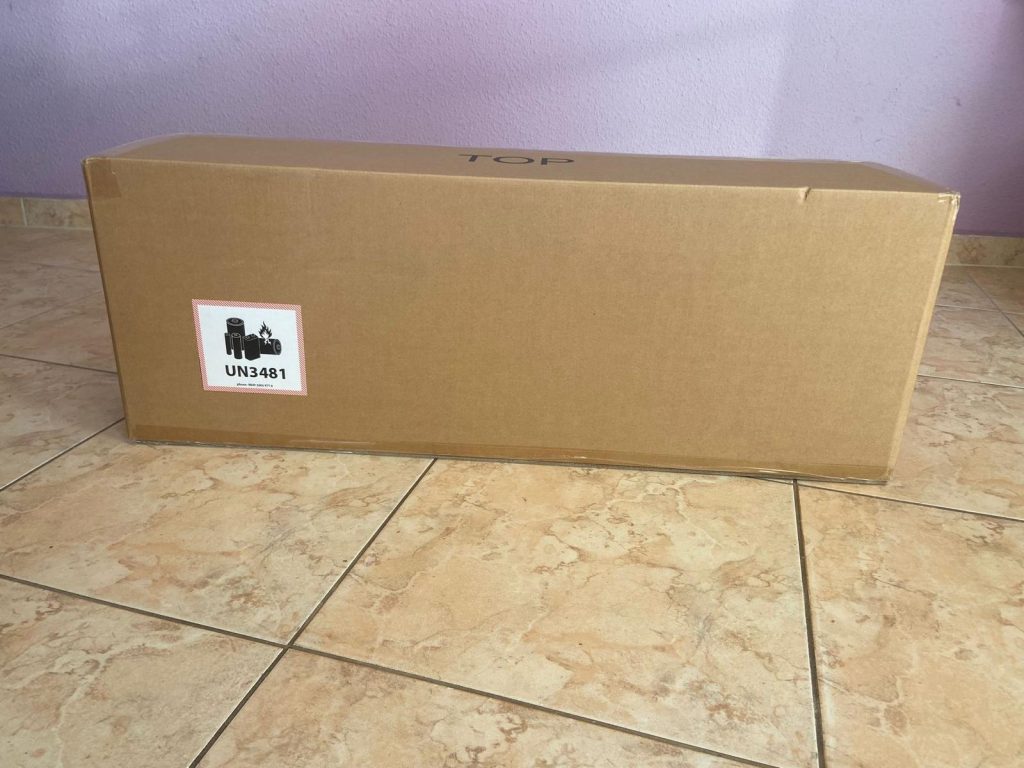 Verpackung des Leifheit Regulus Aqua PowerVac Pro 2.0 Saugwischers