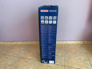 Verpackung des Leifheit Regulus Aqua PowerVac Pro 2.0 Saugwischers von links