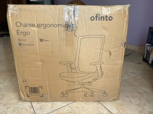Verpackung des Ofinto Ergo Bürostuhls von vorne