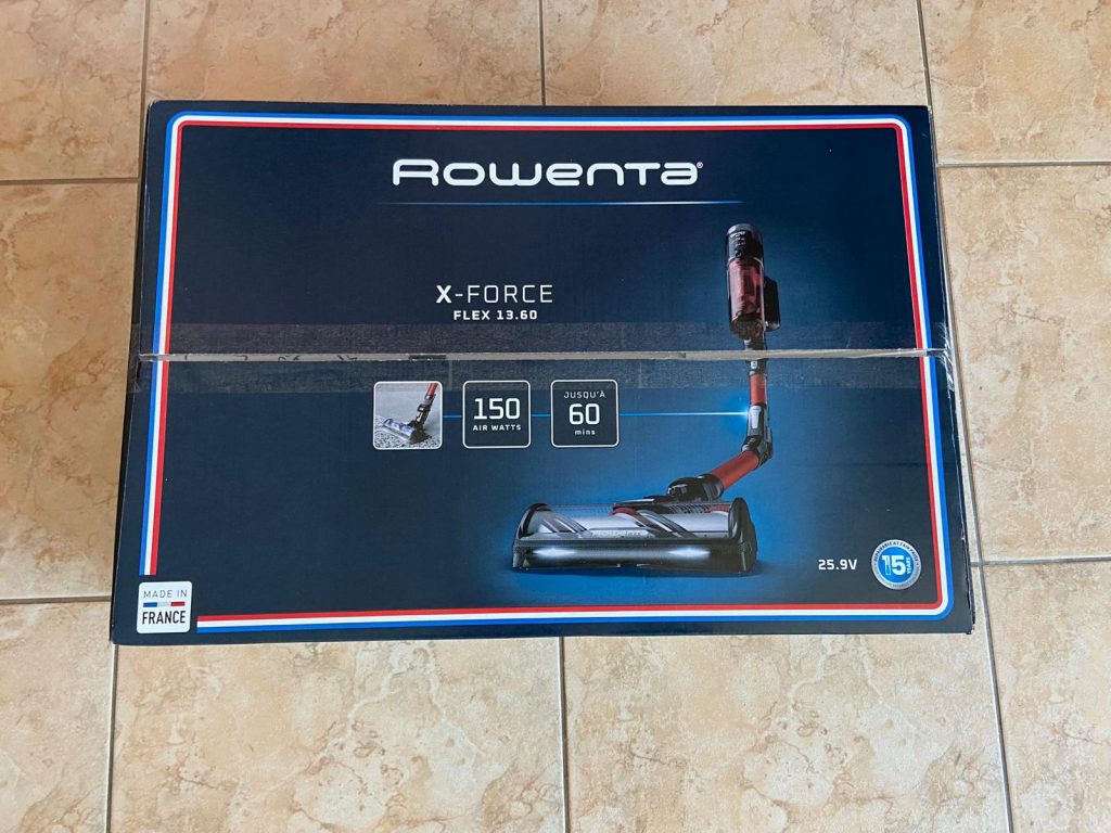 Verpackung des Rowenta X-Force Flex 14.60 Aqua Saugwischers von oben