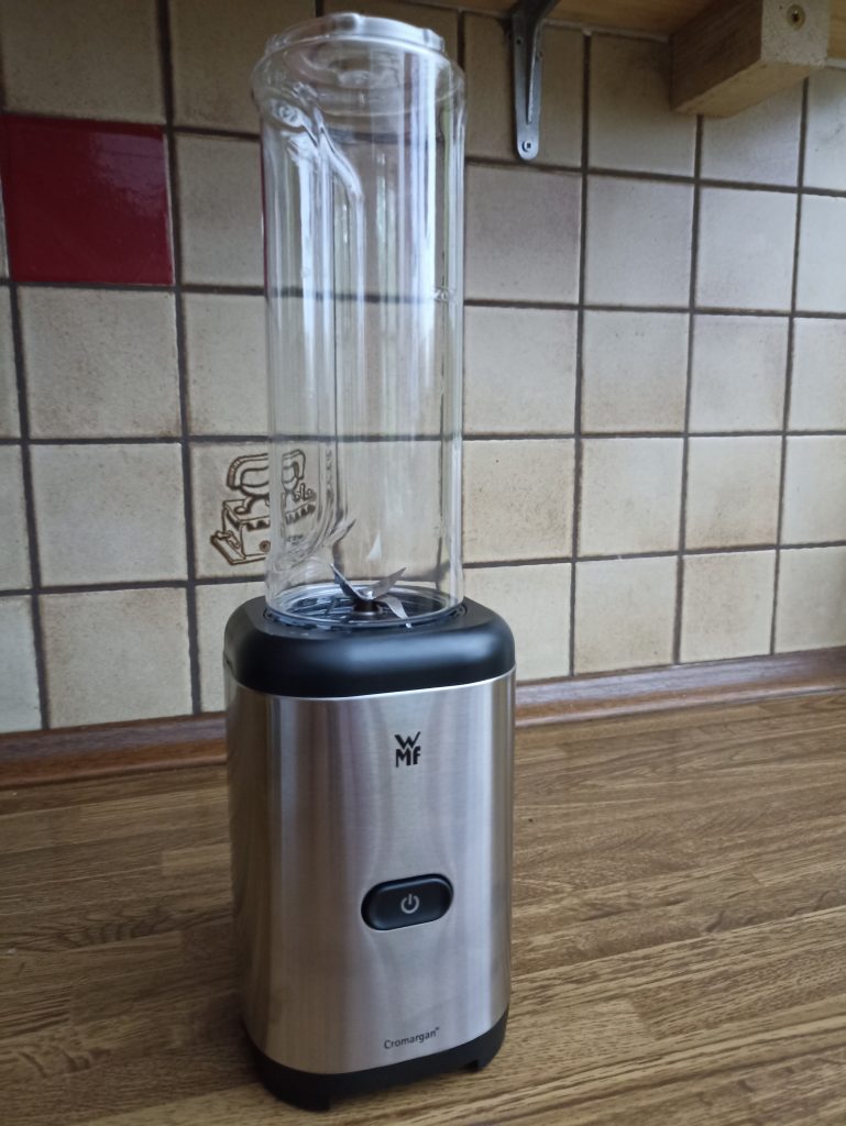 WMF Kult X Mix & Go Smoothie Mini Standmixer, Motorbasis mit Mixbehälter