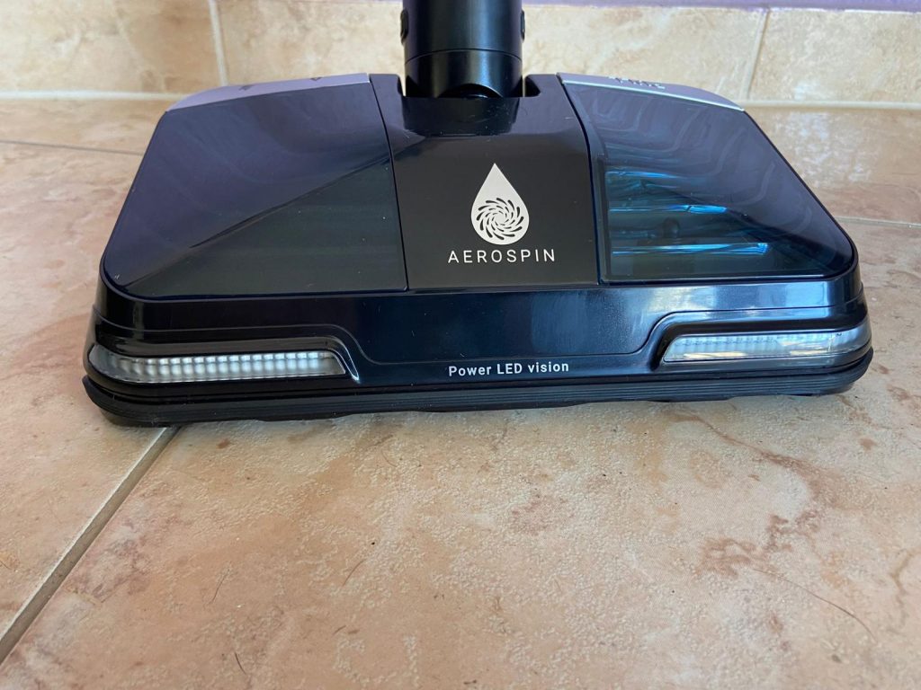 Wasseraufsatz des Rowenta X-Force Flex 14.60 Aqua Saugwischers von vorne (2)