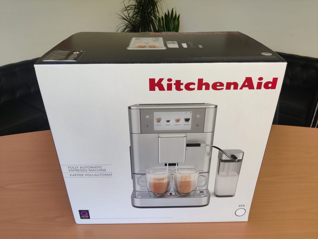KitchenAid KF8 Kaffeevollautomat Verpackung