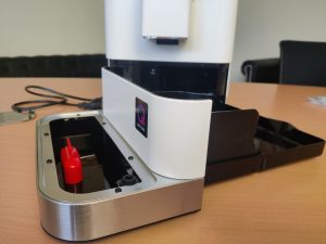 KitchenAid KF8 Kaffeevollautomat Auffangbehälter seitlich