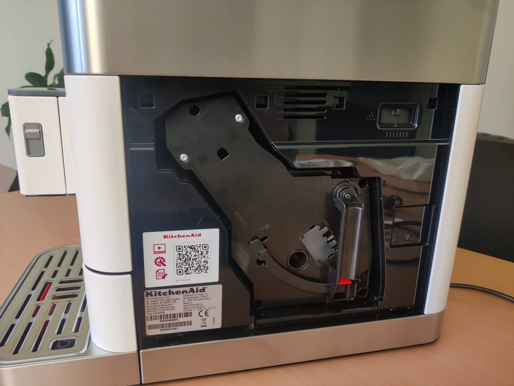 KitchenAid KF8 Kaffeevollautomat Trester