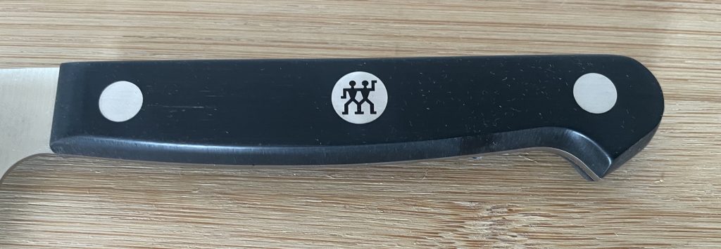 ZWILLING Gourmet Küchenmesser Nahaufnahme Griff