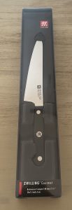 ZWILLING Gourmet Küchenmesser in der Verpackung von vorne