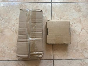 Zubehör des Ofinto Ergo Bürostuhls verpackt