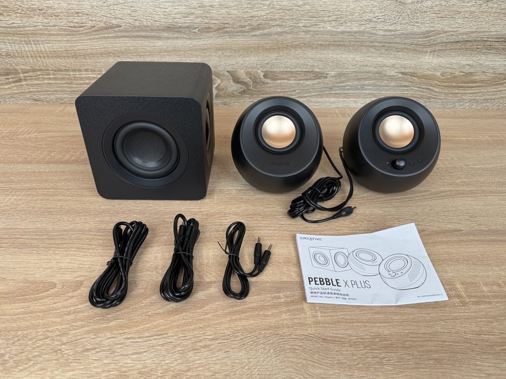 Creative Pebble X Plus PC-Lautsprecher ausgepackt 2