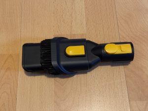 Aonus A9S Akku-Staubsauger Detail Möbelpinsel 1