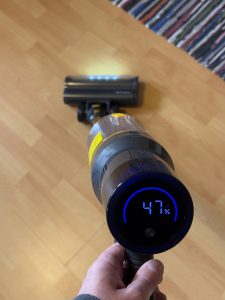 Aonus A9S Akku-Staubsauger im Automatik-Modus