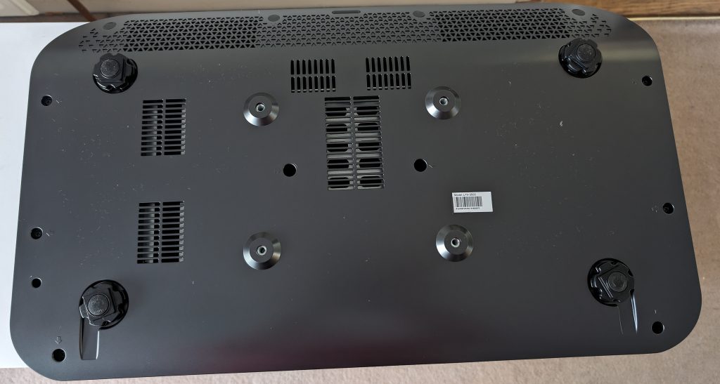 AWOL Vision LTV-3500 Pro Beamer von unten