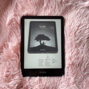 Amazon Kindle Paperwhite eBook-Reader vor dem Start