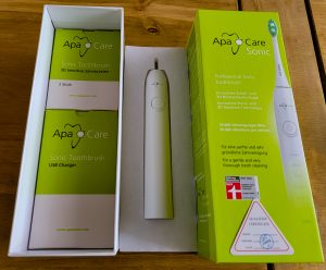ApaCare Sonic Professional Schallzahnbürste in geöffneter Verpackung