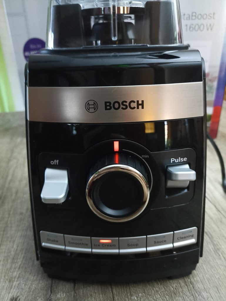 Bosch VitaBoost MMBH6P6BDE Standmixer, Lampe zeigt Ice Cream Modus an