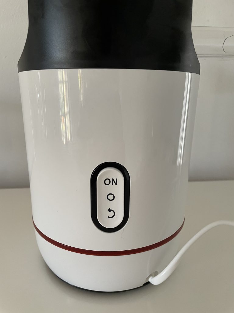 Bosch VitaExtract MESM500W Slow-Juicer Bedienelement