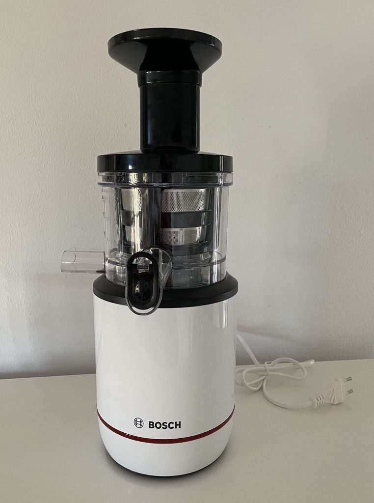 Bosch VitaExtract MESM500W Slow-Juicer zusammengebaut