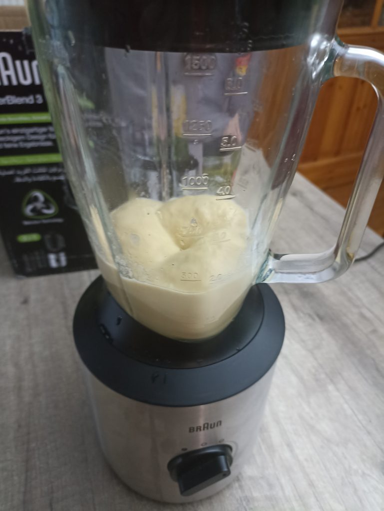 Braun Household PowerBlend 3 JB 3272 Standmixer, Zubereitung von Hummus