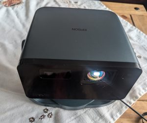 Epson EpicVision EF-22N Beamer