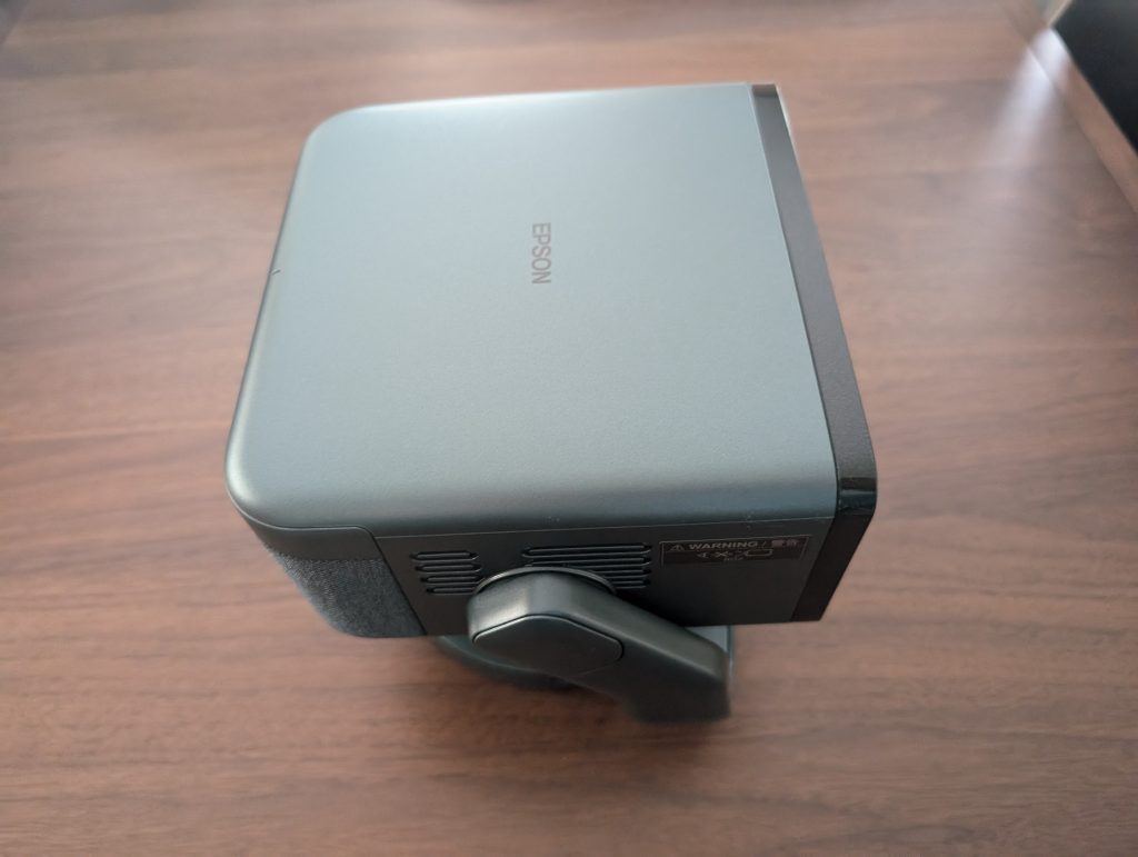 Epson EpicVision EF-22N Beamer seitliche Ansicht